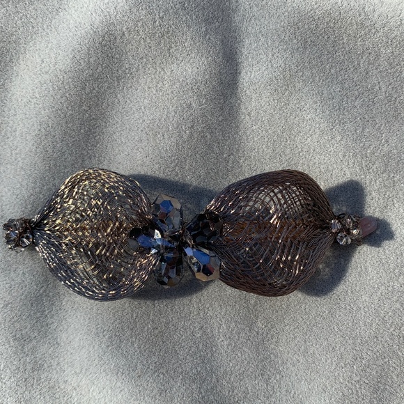 Colette Malouf Mesh Botanical Swarovski Crystal-Embellished Clip main image 4